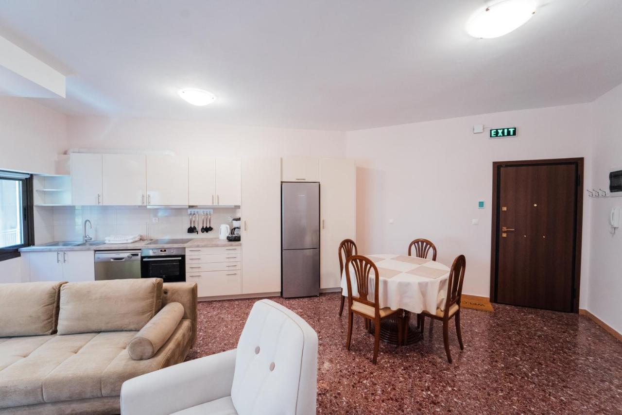 Luxury Apartment In Plaka - Acropolis Atena Exterior foto